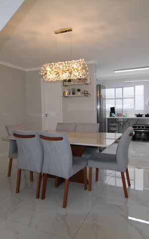 Casa à venda com 100m², 3 quartos e 2 vagasSala/Cozinha