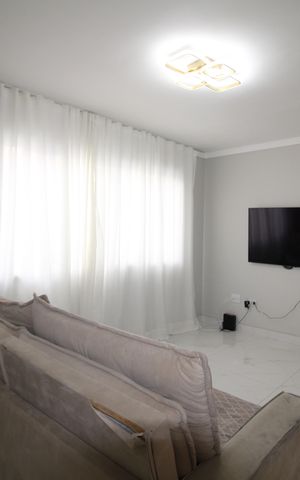 Casa à venda com 100m², 3 quartos e 2 vagasSala/Cozinha