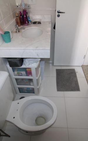 Casa à venda com 100m², 3 quartos e 2 vagasQuarto 2 - Banheiro