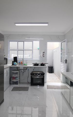 Casa à venda com 100m², 3 quartos e 2 vagasSala/Cozinha