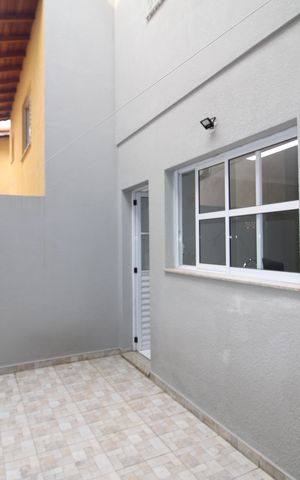 Casa à venda com 100m², 3 quartos e 2 vagasÁrea de Serviço