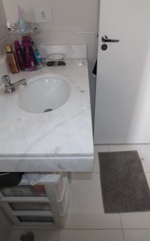 Casa à venda com 100m², 3 quartos e 2 vagasQuarto 2 - Banheiro