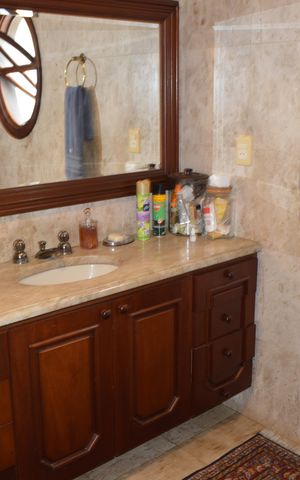 Apartamento à venda com 468m², 4 quartos e 8 vagasBanheiro da Suíte 4 (master)