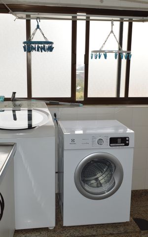 Apartamento à venda com 468m², 4 quartos e 8 vagasÁrea de Serviço