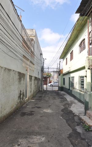 Casa à venda com 60m², 1 quarto e sem vagaEntrada da vila