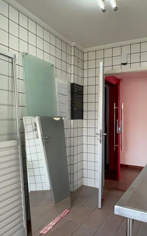 Apartamento à venda com 88m², 2 quartos e 2 vagas Apartamento à venda com 88m², 2 quartos e 2 vagasCozinha