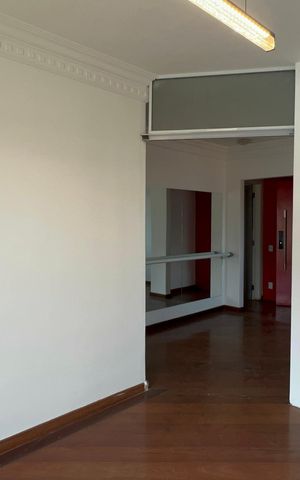 Apartamento à venda com 88m², 2 quartos e 2 vagas Apartamento à venda com 88m², 2 quartos e 2 vagasSala