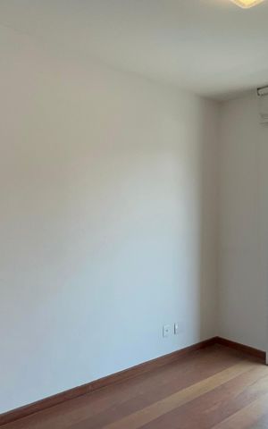 Apartamento à venda com 88m², 2 quartos e 2 vagas Apartamento à venda com 88m², 2 quartos e 2 vagasSuite