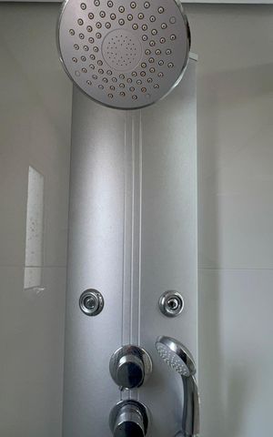 Apartamento à venda com 88m², 2 quartos e 2 vagas Apartamento à venda com 88m², 2 quartos e 2 vagasBanheiro da Suíte