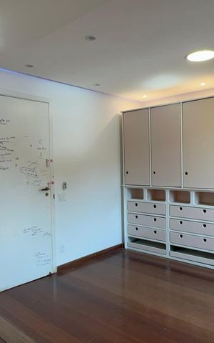 Apartamento à venda com 88m², 2 quartos e 2 vagas Apartamento à venda com 88m², 2 quartos e 2 vagasQuarto