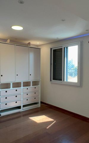 Apartamento à venda com 88m², 2 quartos e 2 vagas Apartamento à venda com 88m², 2 quartos e 2 vagasQuarto