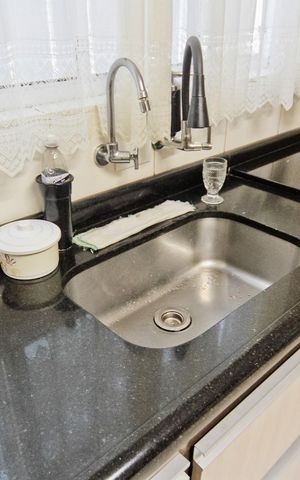 Casa à venda com 180m², 3 quartos e 3 vagas Casa à venda com 180m², 3 quartos e 3 vagasCozinha
