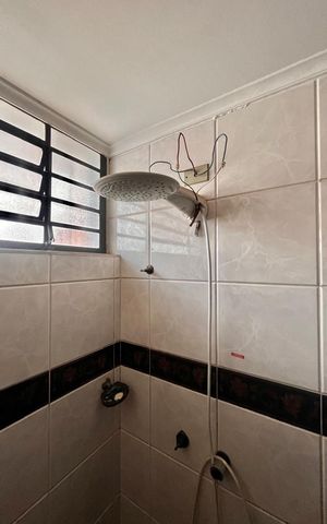 Casa à venda com 300m², 4 quartos e 8 vagas Casa à venda com 300m², 4 quartos e 8 vagasBanheiro da Suíte 4
