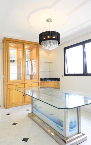 Apartamento à venda com 623m², 4 quartos e 6 vagasSala de Jantar