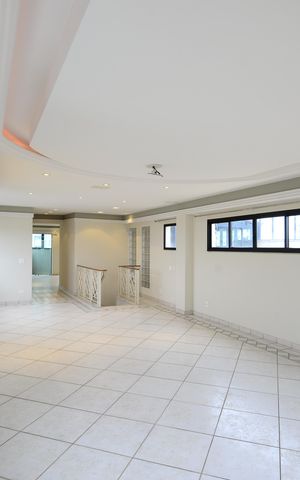 Apartamento à venda com 623m², 4 quartos e 6 vagasCobertura