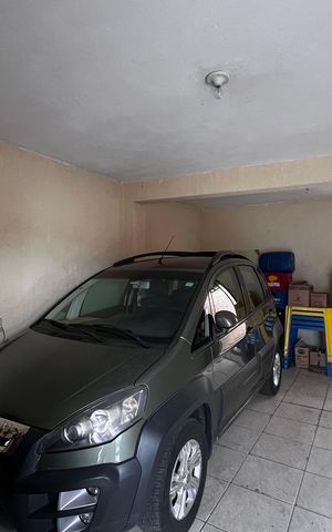 Casa à venda com 360m², 3 quartos e 2 vagas Casa à venda com 360m², 3 quartos e 2 vagasGaragem