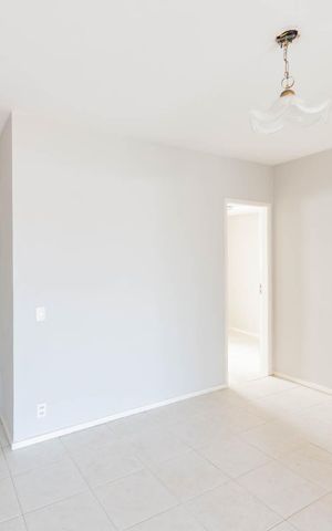 Apartamento à venda com 65m², 1 quarto e 1 vagaSala