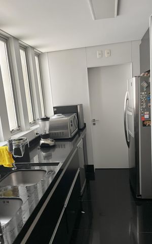 Apartamento à venda com 232m², 3 quartos e 3 vagasCozinha
