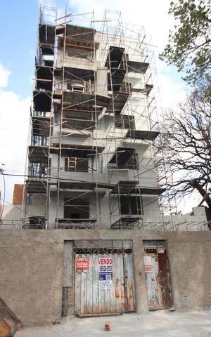 Apartamento à venda com 110m², 2 quartos e 2 vagasFachada / Plaquinha Instalada 29/08/2025 DSUH-242 