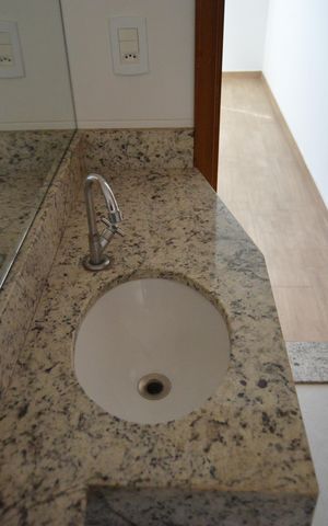 Casa à venda com 88m², 2 quartos e 1 vagaBanheiro da Suíte