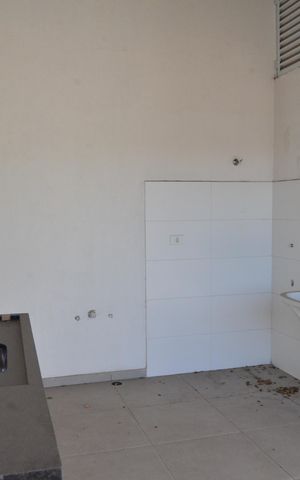 Casa à venda com 88m², 2 quartos e 1 vagaÁrea de Serviço