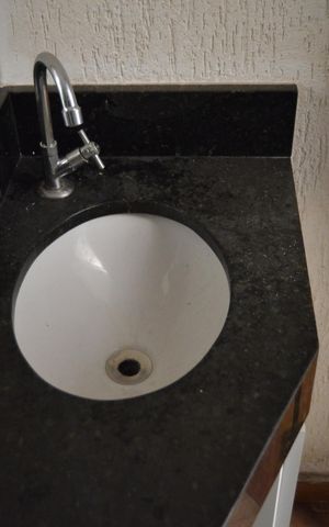 Casa à venda com 88m², 2 quartos e 1 vagaÁrea de Serviço - Lavabo