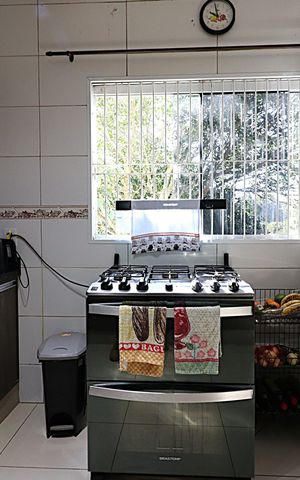 Casa para alugar com 200m², 4 quartos e 6 vagasCozinha