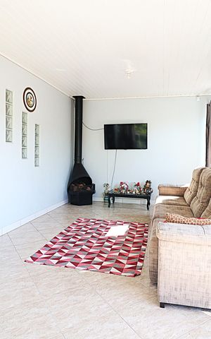 Casa para alugar com 200m², 4 quartos e 6 vagasSala 2