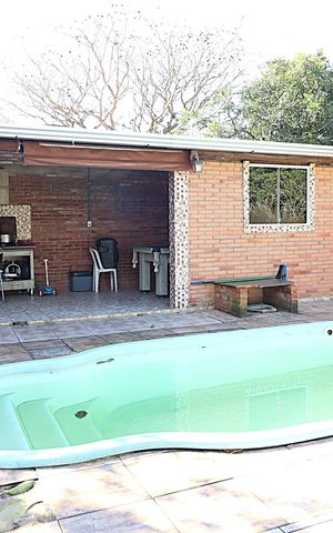 Casa para alugar com 200m², 4 quartos e 6 vagasÁrea Externa
