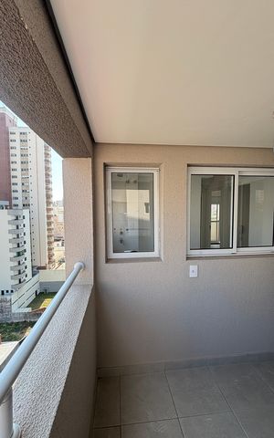Apartamento à venda com 57m², 2 quartos e 1 vaga Apartamento à venda com 57m², 2 quartos e 1 vagaVaranda