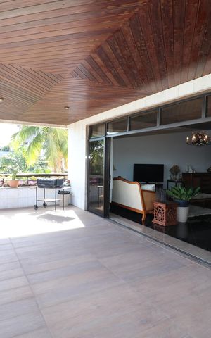 Apartamento à venda com 350m², 4 quartos e 4 vagasVaranda