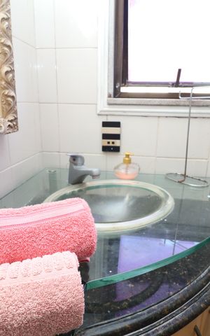 Apartamento à venda com 350m², 4 quartos e 4 vagasBanheiro da Suíte 1