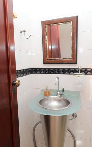 Apartamento à venda com 350m², 4 quartos e 4 vagasLavabo