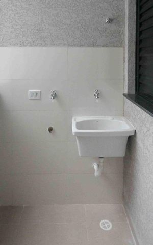 Apartamento para alugar com 35m², 2 quartos e sem vaga Apartamento para alugar com 35m², 2 quartos e sem vagaÁrea de Serviço