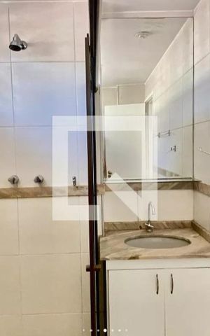 Apartamento à venda com 160m², 3 quartos e 2 vagas Apartamento à venda com 160m², 3 quartos e 2 vagasBanheiro