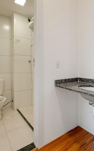 Apartamento à venda com 36m², 2 quartos e sem vaga Apartamento à venda com 36m², 2 quartos e sem vagaBanheiro