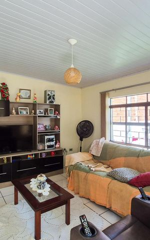Casa à venda com 303m², 2 quartos e 1 vaga Casa à venda com 303m², 2 quartos e 1 vagaSala