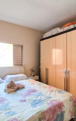 Casa à venda com 303m², 2 quartos e 1 vaga Casa à venda com 303m², 2 quartos e 1 vagaQuarto
