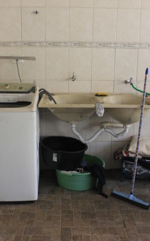 Casa à venda com 180m², 4 quartos e 4 vagasLavanderia