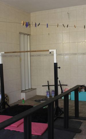 Casa à venda com 180m², 4 quartos e 4 vagasLavanderia