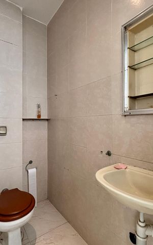 Apartamento à venda com 136m², 3 quartos e sem vagaBanheiro de Serviço