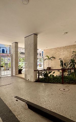 Apartamento à venda com 136m², 3 quartos e sem vagaFachada e Portaria