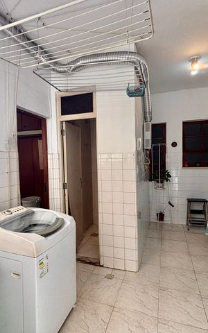 Apartamento à venda com 136m², 3 quartos e sem vagaÁrea de Serviço