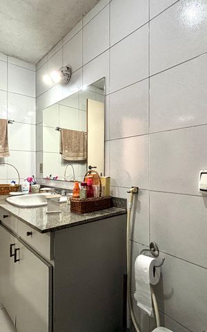 Apartamento à venda com 136m², 3 quartos e sem vagaBanheiro da Suíte