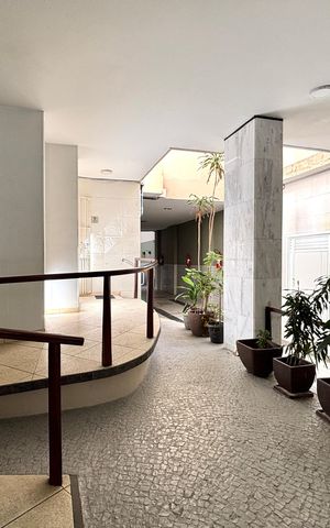 Apartamento à venda com 136m², 3 quartos e sem vagaFachada e Portaria