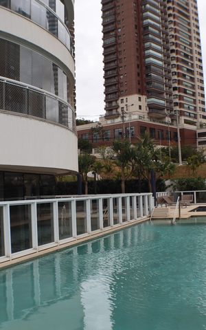 Apartamento à venda com 69m², 2 quartos e 2 vagasÁrea comum - Piscina
