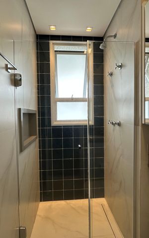 Apartamento à venda com 69m², 2 quartos e 2 vagasBanheiro da Suíte