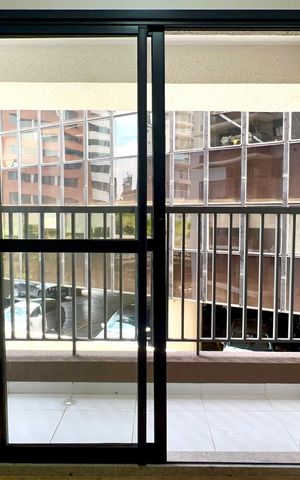 Studio para alugar com 28m², 1 quarto e sem vaga Studio para alugar com 28m², 1 quarto e sem vagaVaranda