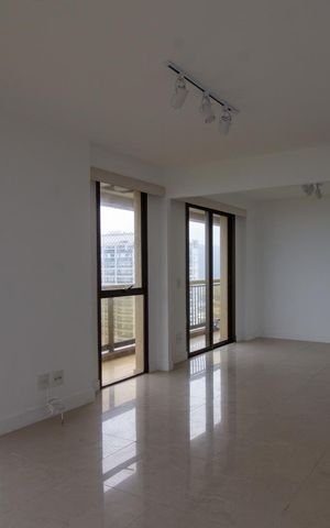Apartamento à venda com 268m², 3 quartos e 3 vagas Apartamento à venda com 268m², 3 quartos e 3 vagasSuíte 1