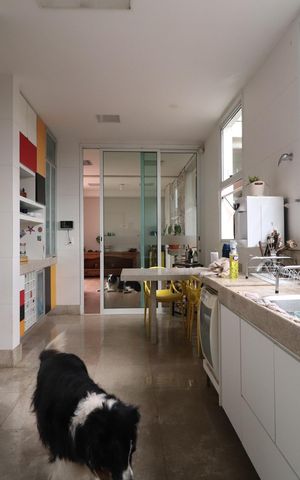 Casa para alugar com 490m², 4 quartos e 4 vagasCozinha